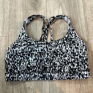 Lululemon Energy Bra D cup, minimal wear.